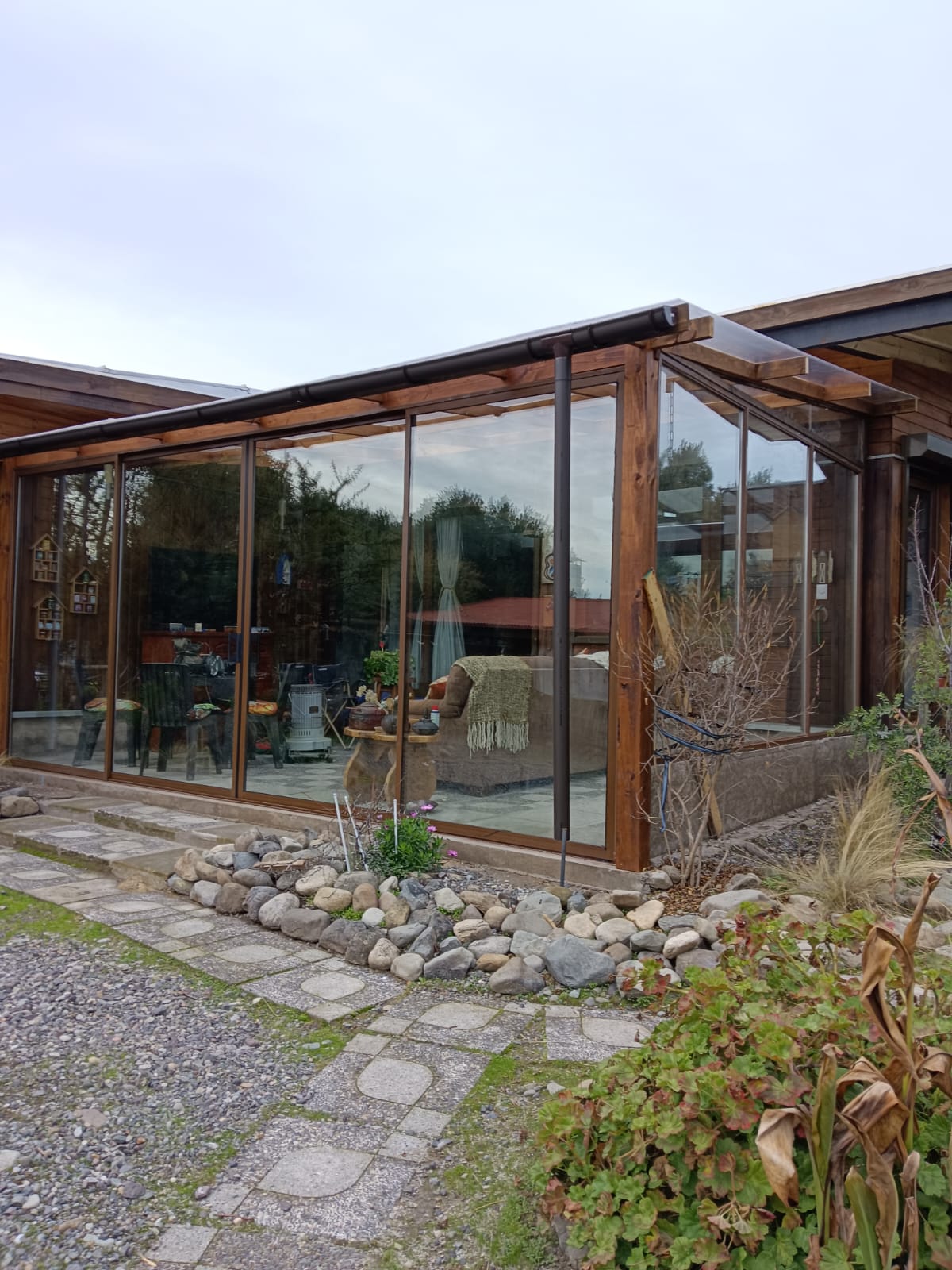 Cerramiento de aluminio y vidrio instalado por Tupyalum